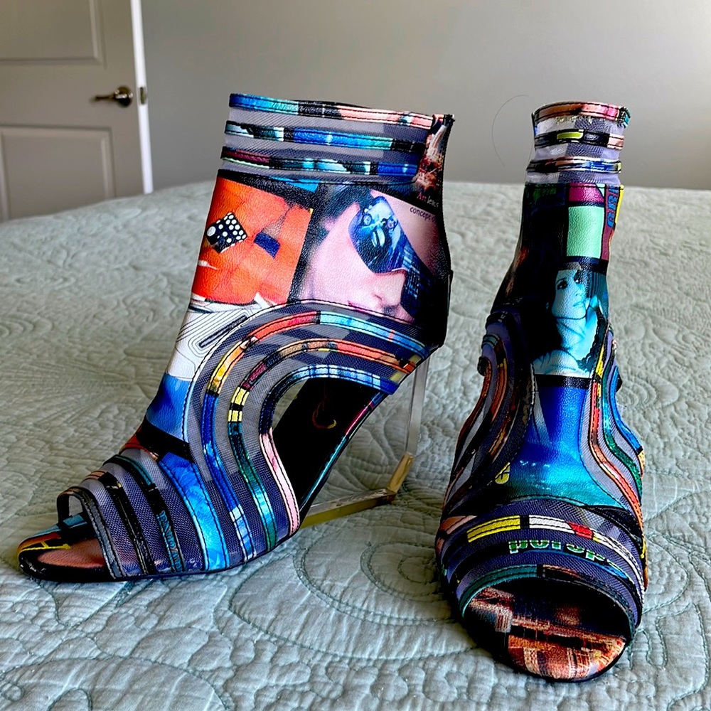 Unique Wedges - Privileged